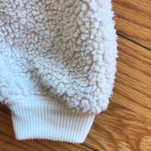 Sherpa Fleece Onesie 12-18M - Picture 4 of 5